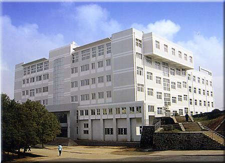 市技术学院医教楼